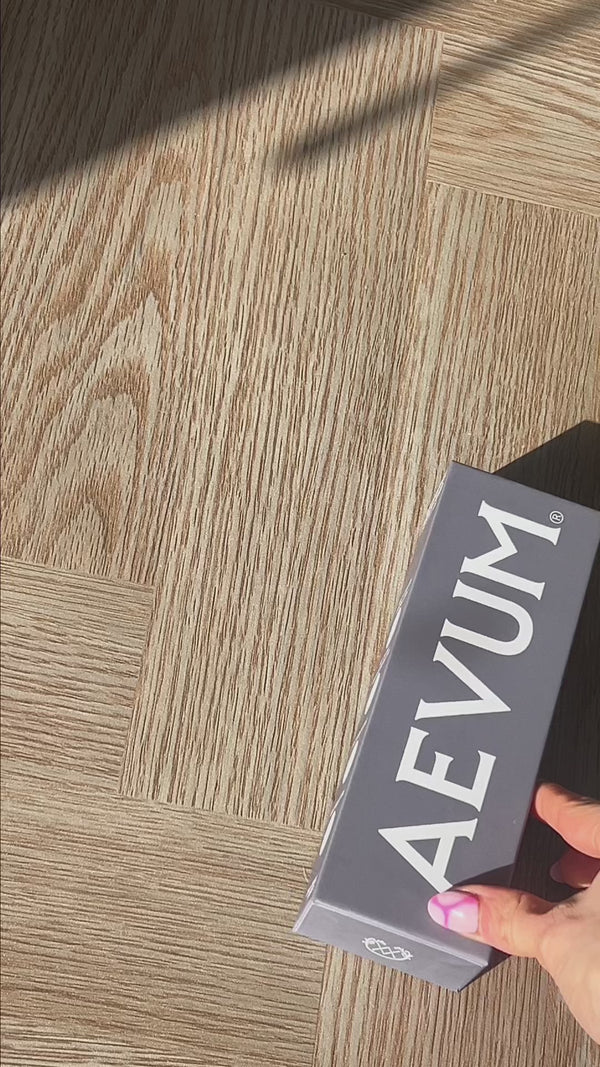 Video thumbnail — unboxing AEVUM Daily Vitals pill case